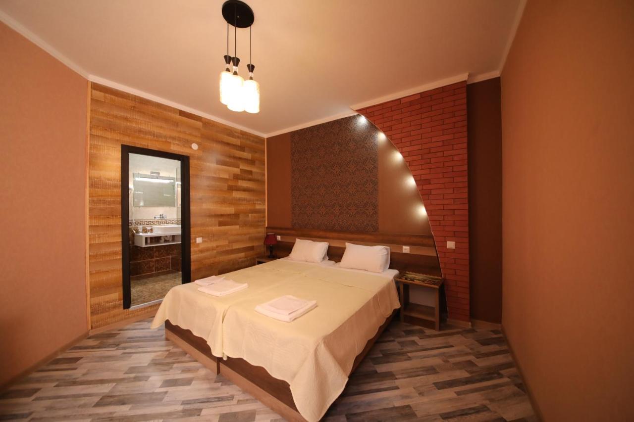 Hotel Tamari 库塔伊西 外观 照片