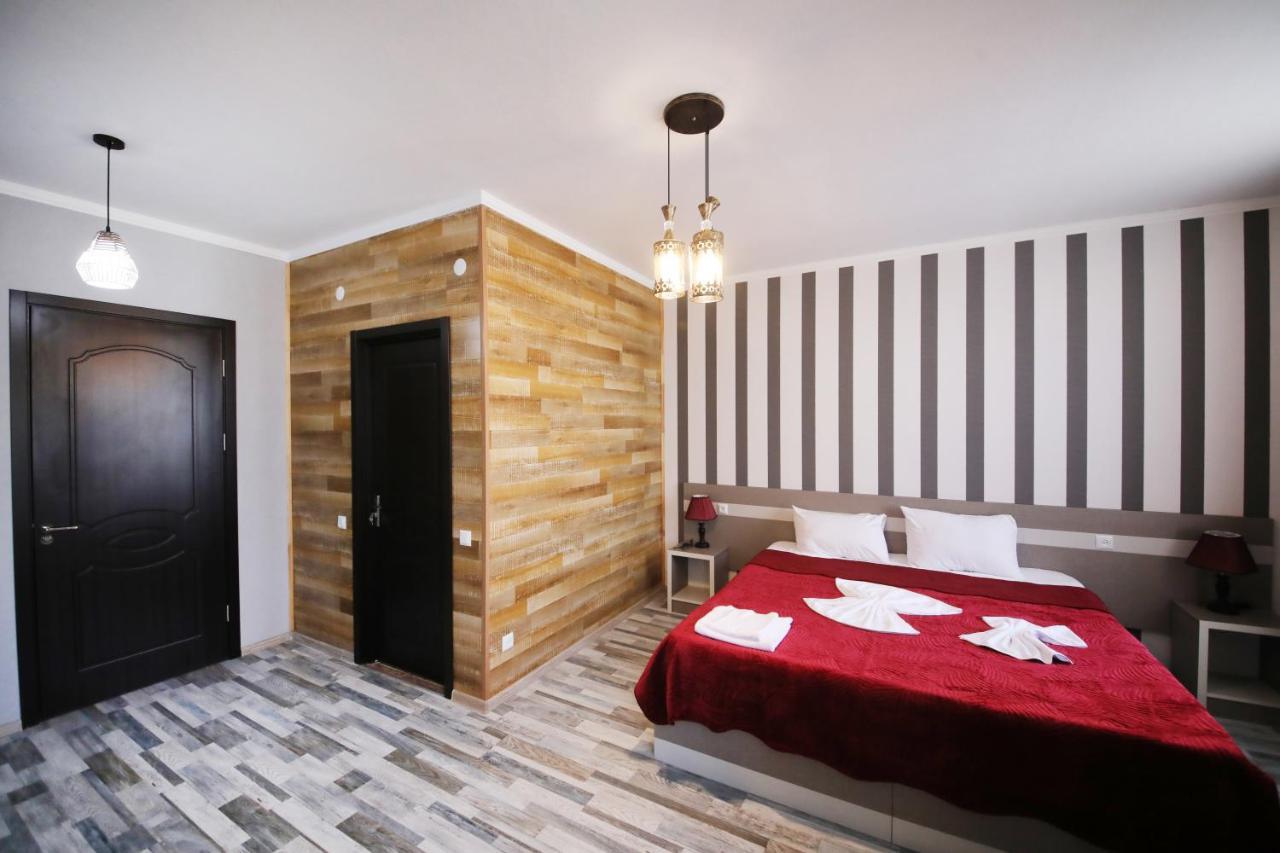 Hotel Tamari 库塔伊西 外观 照片