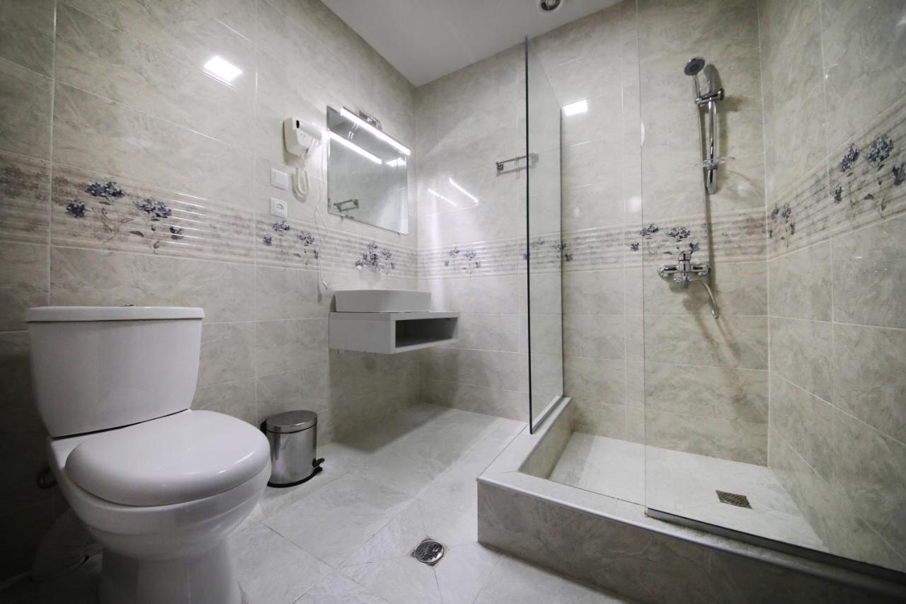 Hotel Tamari 库塔伊西 外观 照片